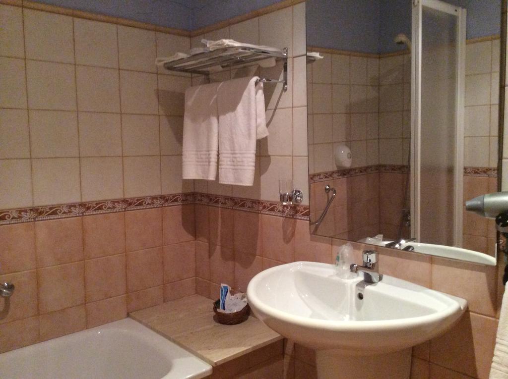 Hotel La Ribera Ribera de Cardós Zimmer foto