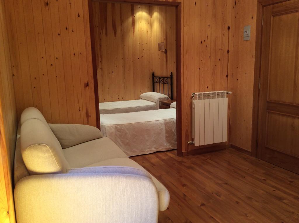 Hotel La Ribera Ribera de Cardós Zimmer foto